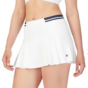 FILA Women's Heritage 13.5” Signature Skort size XS